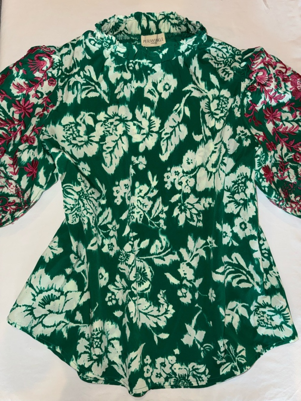 PERIWINKLE Green Floral Pink Embroidered Puff-Sleeve Blouse L
